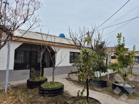 En Alquiler | Casa de 2 Dormitorios | Calle Joaquin Pardo | Neuquén