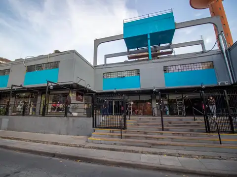 VENTA - LOCAL - AV LAS FLORES NRO 1600 - CENTRO COMERCIAL