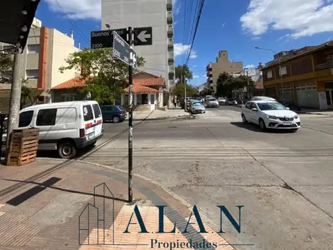 Alvarado 2000