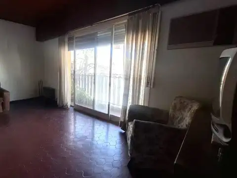 Depto Tipo Casa en Venta de 4 dormitorios