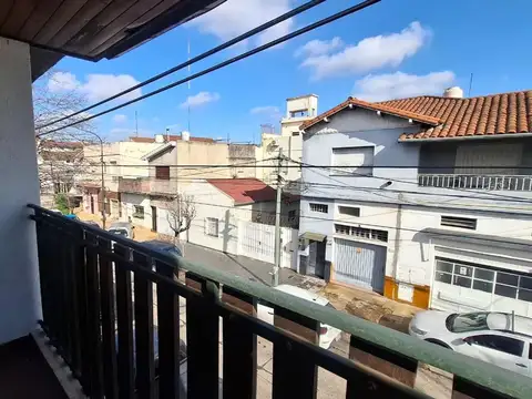 Depto Tipo Casa en Venta en Munro, USD 128.000