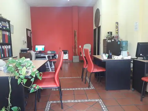 #### RETASADO #### LOCAL COMERCIAL EN VENTA