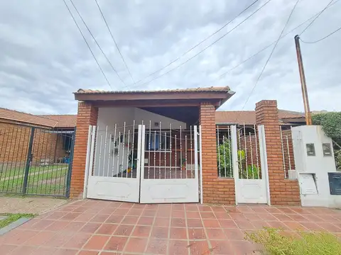 CASA EN VENTA BARRIO VITRAMU