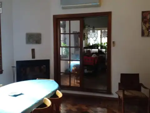 Depto Tipo Casa en Venta de 5 ambientes