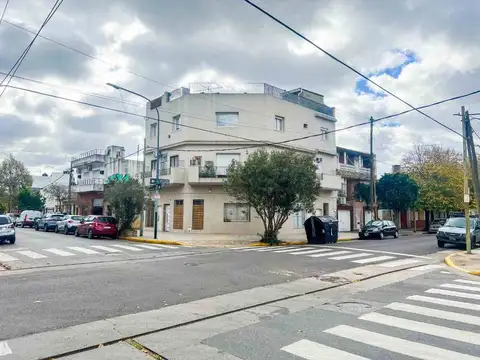 Depto Tipo Casa en Venta en Mataderos, USD 165.000