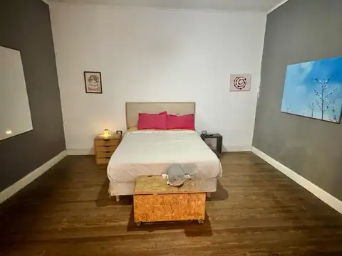 Casa en Alquiler con 1 cochera