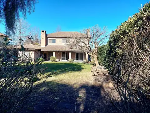 Casa en Venta de 4 dormitorios