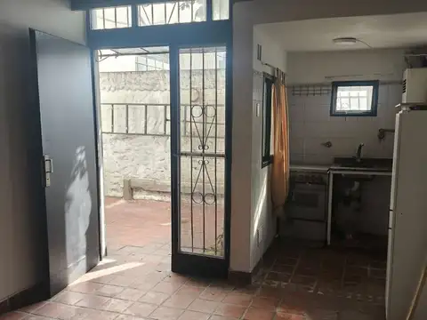 Depto Tipo Casa 2 ambientes con 1 baño