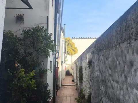Depto Tipo Casa en Venta en Villa del Parque, USD 60.000