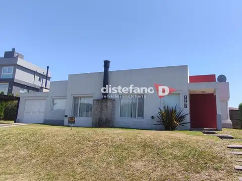 Casa - ALQUILER_TEMPORAL - Argentina, PINAMAR - Boulevar Silfides 1767