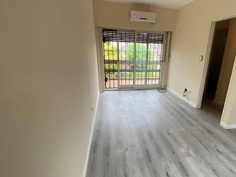 Departamento en venta - 1 Dormitorio 2 Baños - José Ingenieros
