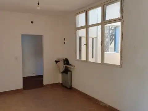 Depto Tipo Casa 4 ambientes con 1 baño