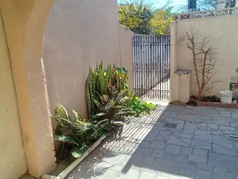 Depto Tipo Casa en Venta de 4 ambientes