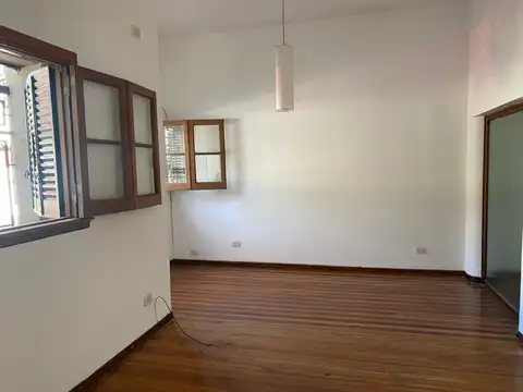 Casa en Alquiler en San Fernando Vias  /  Libertador, $ 1.300.000