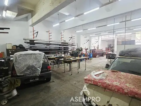 EXCEPCIONAL PROPIEDAD INDUSTRIAL Y COMERCIAL (Galpon/Deposito)