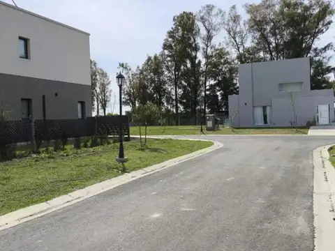 Terreno en Venta en Pilar Centro, USD 37.000