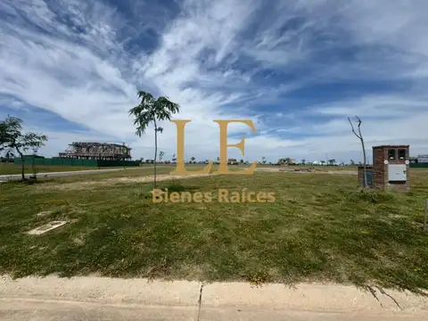 Lote a la Venta en Amarras.- Puertos del Lago