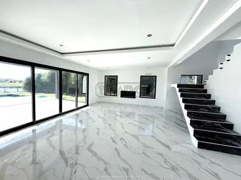 Casa en Venta en San Sebastián, USD 329.000