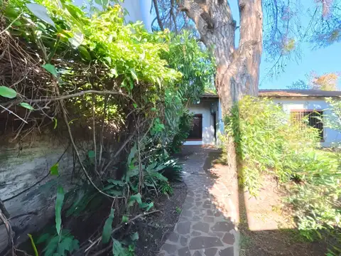 VENTA LOTE 550M2 ZONIFICACION UCA EN PILAR CENTRO