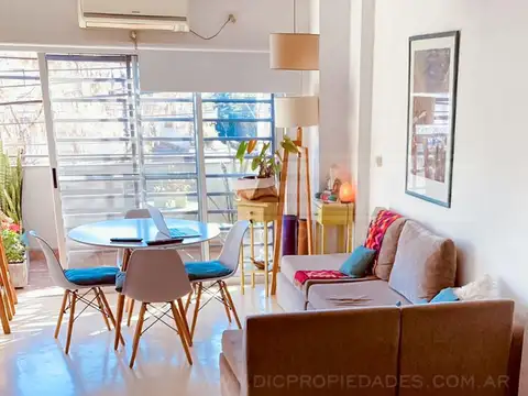 Melo  al 2200, entre España y Ayacucho