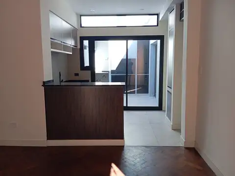 Depto Tipo Casa en Alquiler de 2 dormitorios