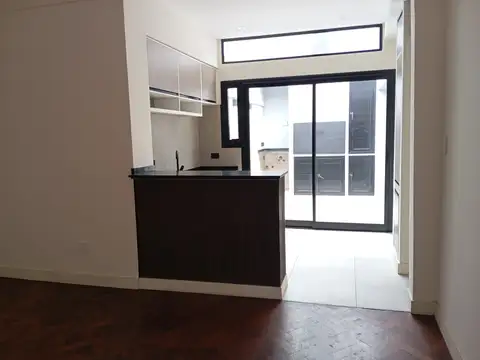 Depto Tipo Casa en Alquiler de 2 dormitorios