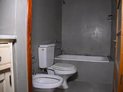 Depto Tipo Casa 5 ambientes con 3 baños