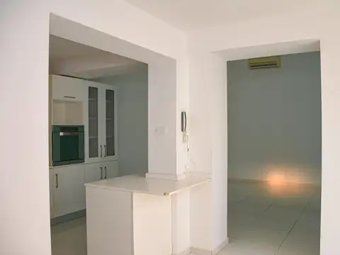 Depto Tipo Casa en Venta al Este