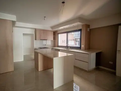 Departamento 4 ambientes con 4 baños