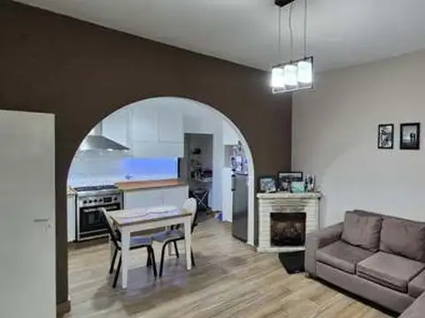 Depto Tipo Casa 2 ambientes con 1 baño