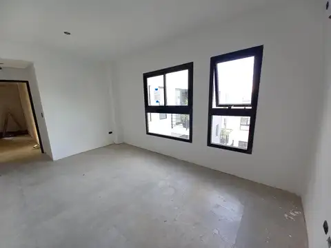 Departamento en Venta en Villa Adelina, USD 99.000