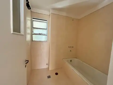 4 AMB. CON DEP. CON TERRAZA PROPIA!