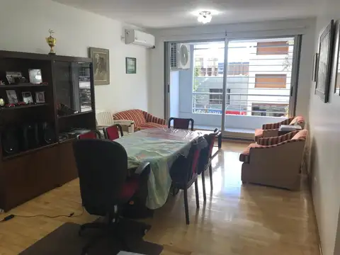 Roosevelt 3336 , Piso 2