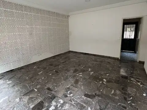 Depto Tipo Casa en Alquiler de 3 ambientes