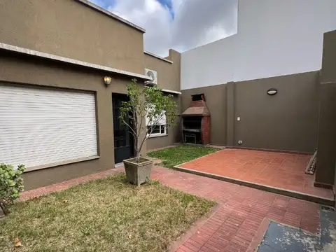 Depto Tipo Casa en Alquiler al Norte