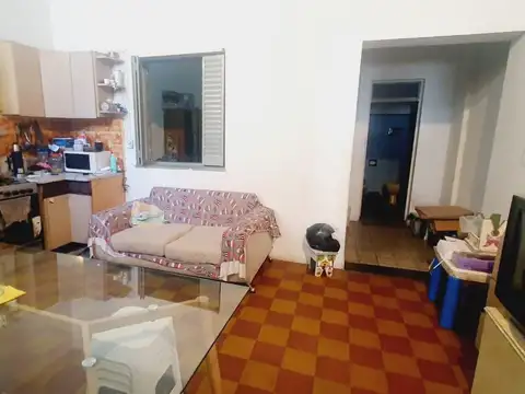 Depto Tipo Casa en Venta 50 años