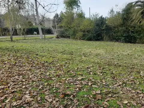 Lote en barrio Vicente Melazzi - Foto 0