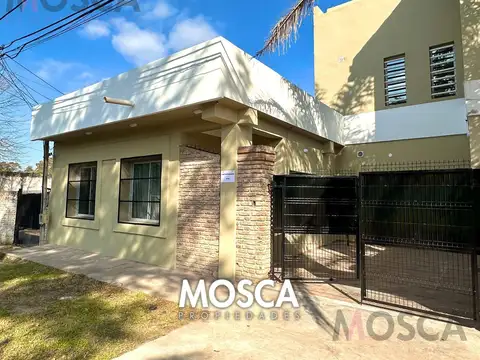 Casa en alquiler Moreno