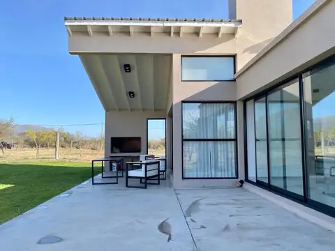 Casa en Venta al Oeste