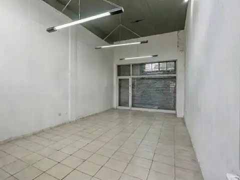 Lote de 318 m² con 4 locales en Tigre