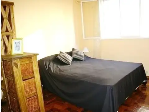 Recoleta 1 1/2AMB Excelente Estado