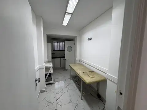 VENTA CENTRO MEDICO - CONSULTORIOS OLIVOS V. LOPEZ