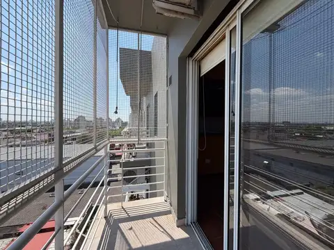 DEPARTAMENTO 2 AMBIENTES VENTA EN POMPEYA C/BALCON