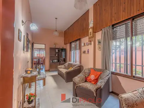Venta Casa en Bloque - 3 Porpiedades 3 amb - ACEPTA PERMUTA