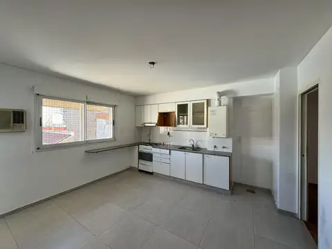 Departamento en Alquiler con 2 cocheras