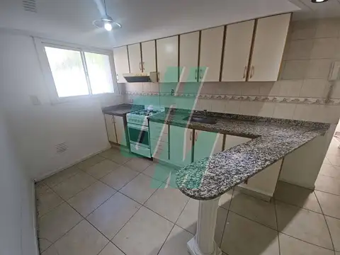 Depto Tipo Casa en Venta de 1 dormitorio