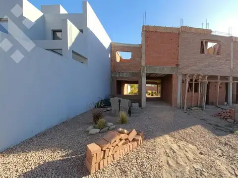 Depto Tipo Casa en Venta de 4 ambientes