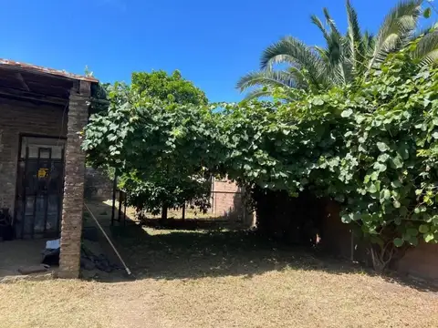 Venta Casa 4 Ambientes en Castelar Norte