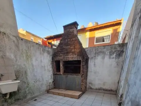 Depto Tipo Casa en Alquiler 27 años