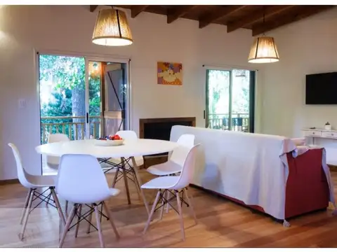 Casa en Alquiler Temporal con 1 cochera